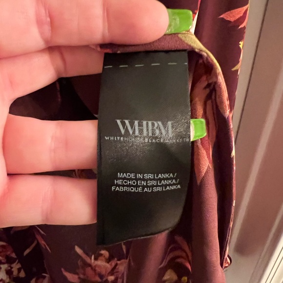 White House Black Market - Picture 4 of 5